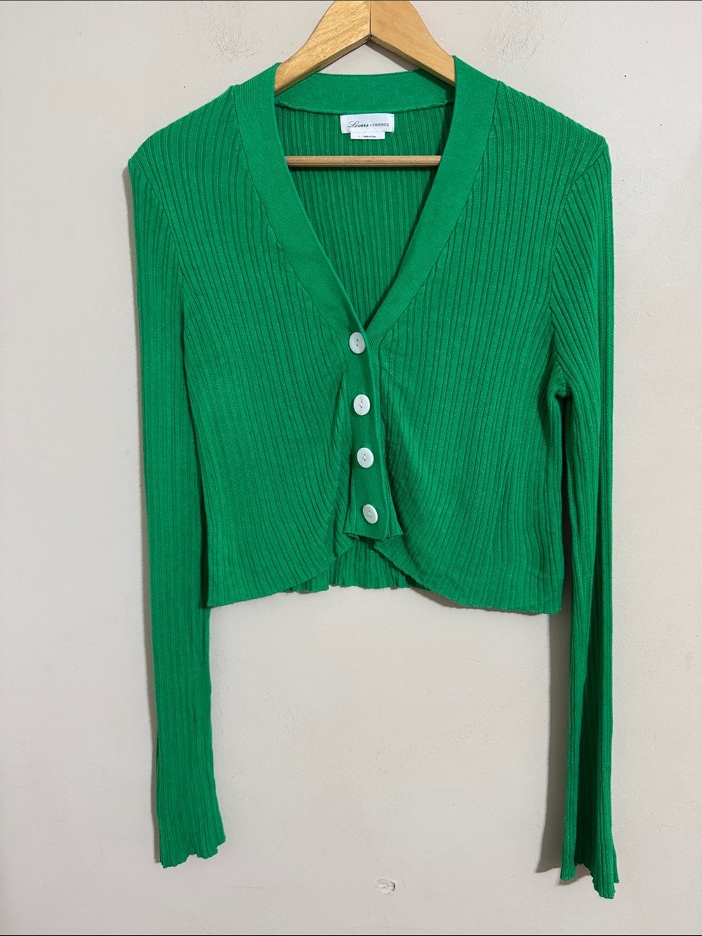 Lovers and Friends Green Ribbed Button Front Cropped Cardigan Top size L Casual